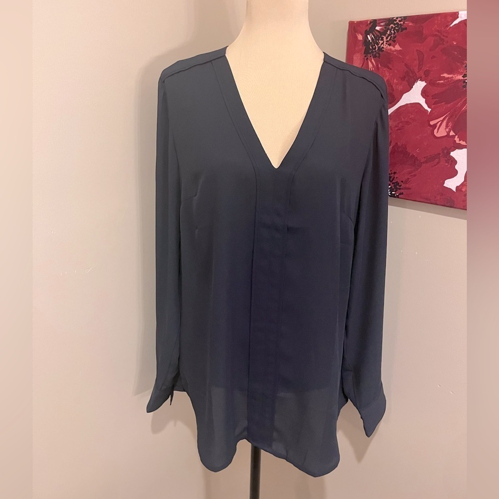 Banana Republic midnight blue drapey v-neck blouse, size Large